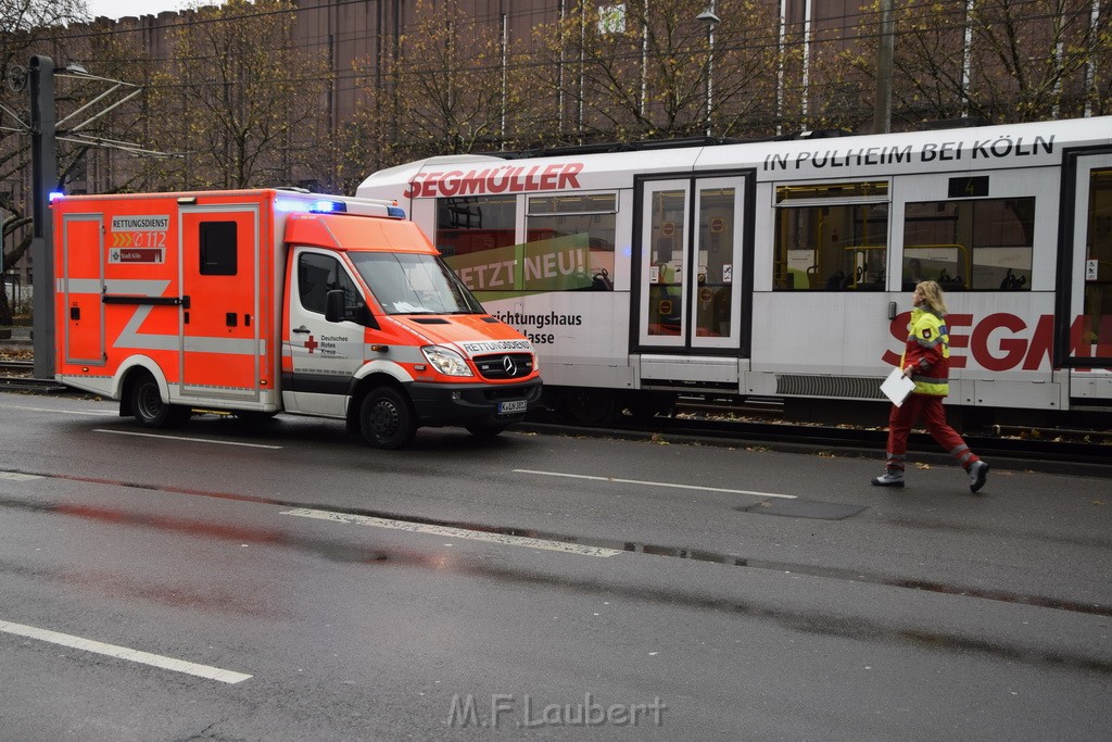 VU PKW KVB Bahn Koeln Deutz Deutz Muelheimerstr P03.JPG - Miklos Laubert